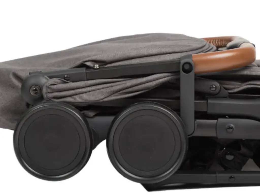 kinderwagen cabine nieuw 1